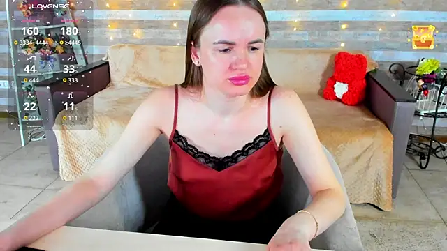 Snapshot of SusanSmit chatting on 2, 5, 2026 SusanSmit online show from 2, 5, 2026