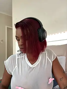 LuciousLips96 online show from 3, 12, 2025