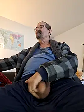 Snapshot of silvio-aus-luzern-CH chatting on 9, 2, 2025 silvio-aus-luzern-CH online show from 9, 2, 2025