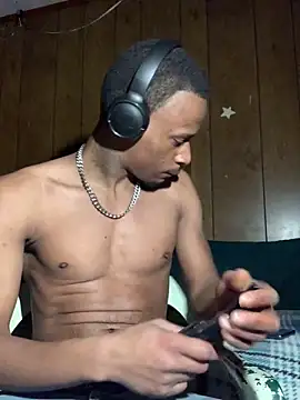 Snapshot of Tristris100 chatting on 11, 12, 2024 Tristris100 online show from 11, 12, 2024