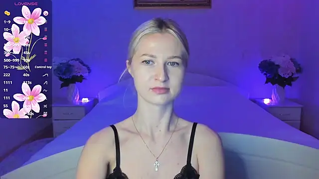 AnnaCarrera online show from 6, 11, 2025