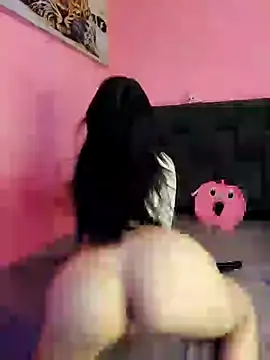 Snapshot of secretgreisy_ chatting on 18, 12, 2024 secretgreisy online show from 18, 12, 2024