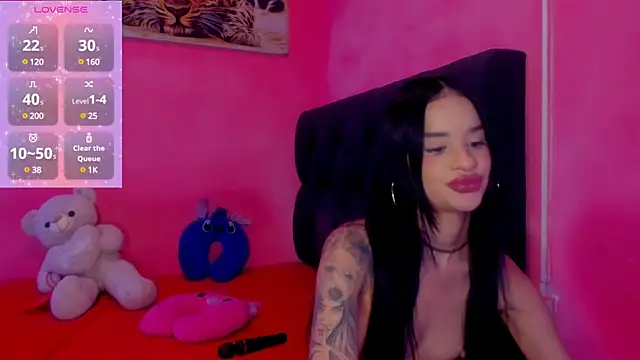 Snapshot of secretgreisy_ chatting on 2, 3, 2025 secretgreisy online show from 2, 3, 2025