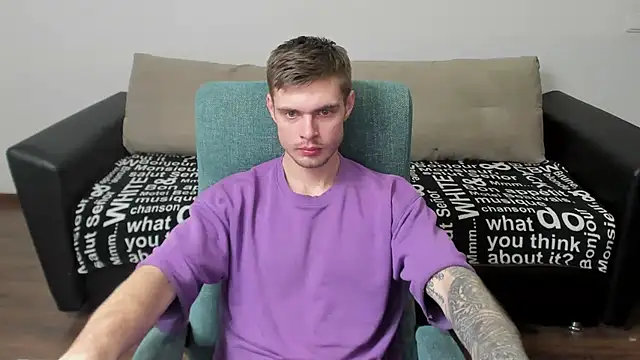 Snapshot of maks_wolfis chatting on 24, 2, 2025 maks wolfis online show from 24, 2, 2025