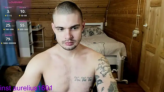 Snapshot of maks_wolfis chatting on 17, 10, 2025 maks wolfis online show from 17, 10, 2025