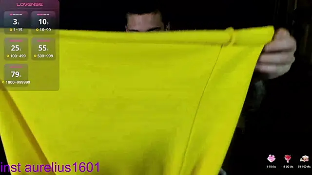 Snapshot of maks_wolfis chatting on 22, 11, 2025 maks wolfis online show from 22, 11, 2025