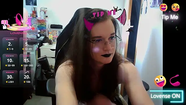 HotysimeHot1 online show from 24, 11, 2025