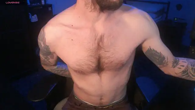 SexxxyLouis online show from 25, 11, 2025