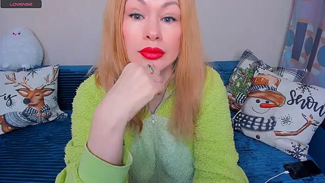 Snapshot of EllenMoore chatting on 14, 2, 2026 EllenMoore online show from 14, 2, 2026