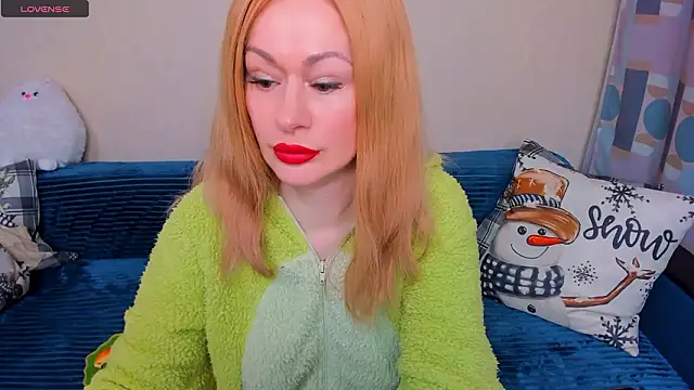 Snapshot of EllenMoore chatting on 18, 2, 2026 EllenMoore online show from 18, 2, 2026