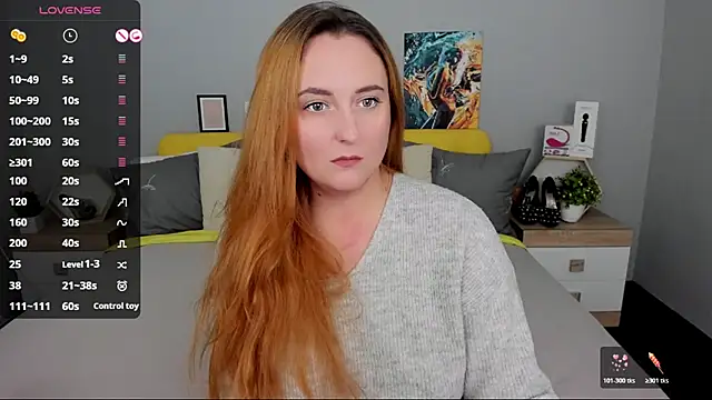 Snapshot of BabeLessi chatting on 24, 10, 2025 BabeLessi online show from 24, 10, 2025