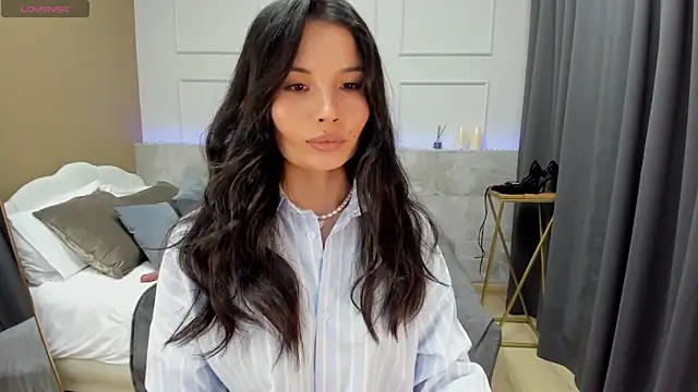 Snapshot of ErikaSoft chatting on 11, 2, 2025 ErikaSoft online show from 11, 2, 2025