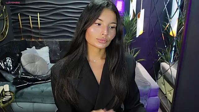 Snapshot of ErikaSoft chatting on 9, 3, 2025 ErikaSoft online show from 9, 3, 2025