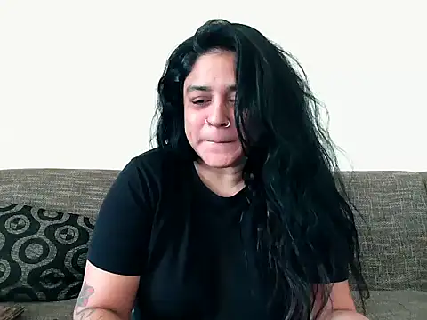 Snapshot of indianishkq7 chatting on 5, 12, 2025 indianishkq7 online show from 5, 12, 2025