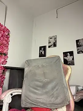 Snapshot of Rachell_More chatting on 20, 1, 2025 Rachell More online show from 20, 1, 2025