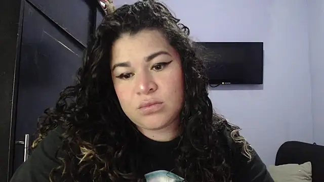 ANGELIQUE KLANE online show from 24, 1, 2025