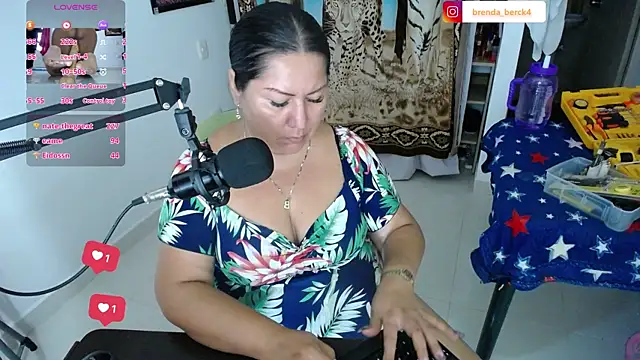 Brenda Berck  online show from 13, 3, 2025