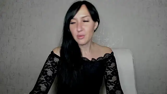 Snapshot of MissGulia chatting on 14, 11, 2025 MissGulia online show from 14, 11, 2025