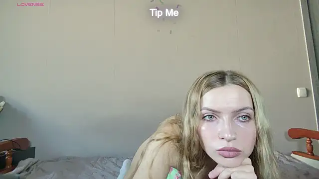 JuiliOnesunray online show from 1, 11, 2025