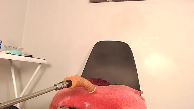 Snapshot of SEXaddictCANDY10 chatting on 25, 1, 2025 SEXaddictCANDY10 online show from 25, 1, 2025