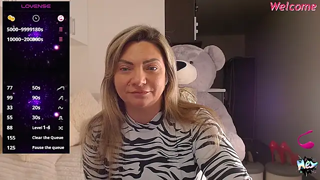 Snapshot of KristiOwen chatting on 7, 3, 2025 KristiOwen online show from 7, 3, 2025