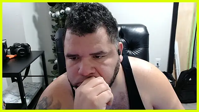 Snapshot of Gabihotxxx1 chatting on 3, 1, 2025 Gabihotxxx1 online show from 3, 1, 2025