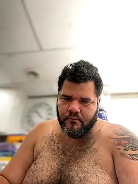 Snapshot of Gabihotxxx1 chatting on 15, 10, 2025 Gabihotxxx1 online show from 15, 10, 2025