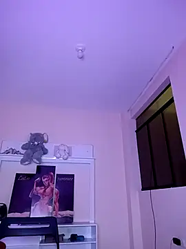 Snapshot of Latin_summer chatting on 10, 3, 2025 Latin summer online show from 10, 3, 2025