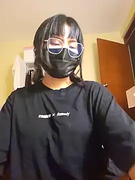 Snapshot of Latin_summer chatting on 15, 10, 2025 Latin summer online show from 15, 10, 2025