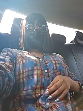 Snapshot of Latin_summer chatting on 24, 10, 2025 Latin summer online show from 24, 10, 2025