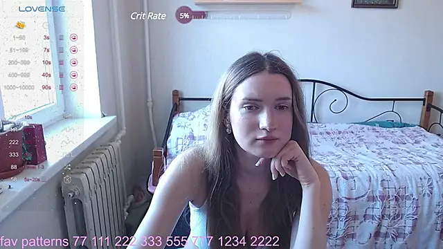 Snapshot of Hot_Rhaenyra chatting on 1, 3, 2025 Hot Rhaenyra online show from 1, 3, 2025