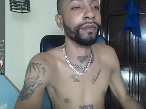 Snapshot of kilian_xx chatting on 5, 2, 2025 kilian xx online show from 5, 2, 2025