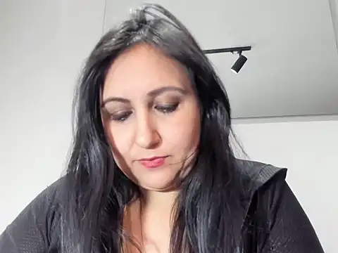 Snapshot of foxy-porn1 chatting on 1, 6, 2026 foxy-porn1 online show from 1, 6, 2026