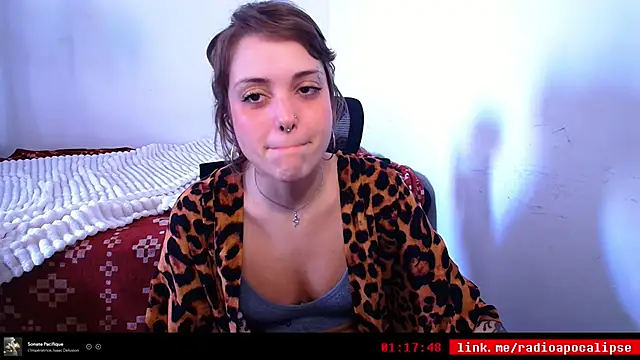 Snapshot of mskuddo chatting on 10, 11, 2025 mskuddo online show from 10, 11, 2025