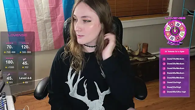 Snapshot of luluvaladon chatting on 18, 9, 2025 luluvaladon online show from 18, 9, 2025