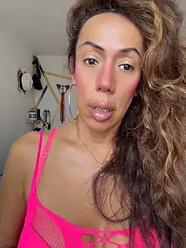 YOURSDEBORA online show from 28, 5, 2026