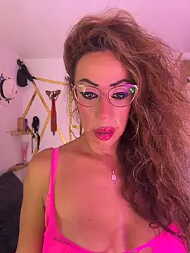 Snapshot of YOURSDEBORA chatting on 14, 7, 2026 YOURSDEBORA online show from 14, 7, 2026