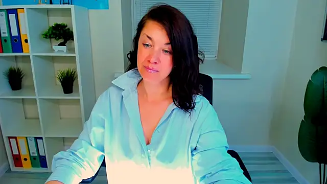 Snapshot of AnaMills chatting on 14, 6, 2026 AnaMills online show from 14, 6, 2026
