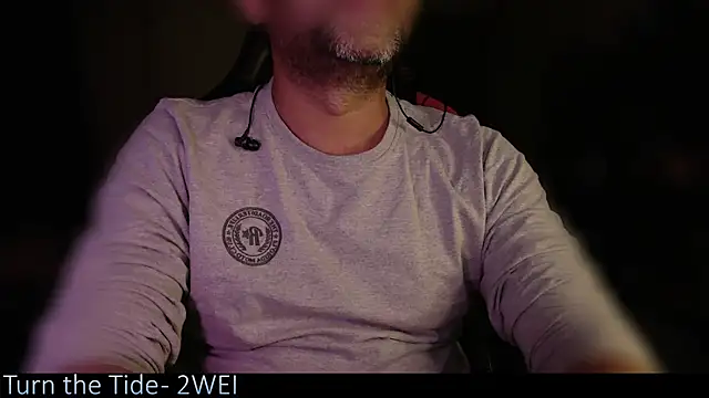 Snapshot of _x_rated_ chatting on 4, 3, 2025 x rated online show from 4, 3, 2025