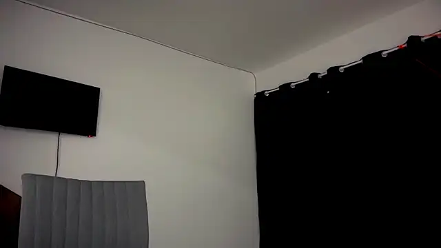 Snapshot of MarcellaGriffin chatting on 6, 11, 2025 MarcellaGriffin online show from 6, 11, 2025