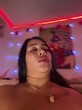 Snapshot of Emma_Brown_12 chatting on 13, 12, 2024 Emma Brown 12 online show from 13, 12, 2024