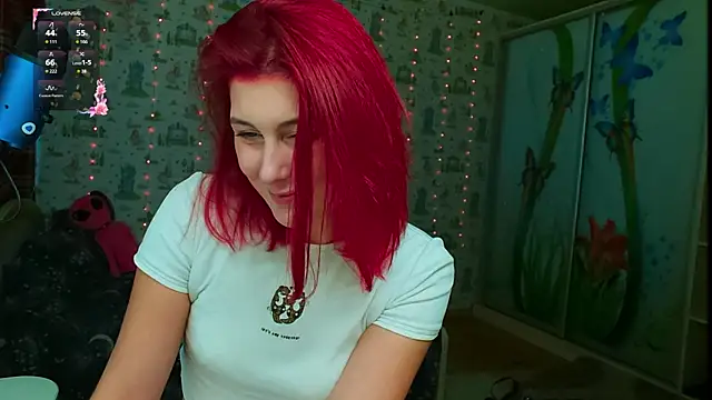 Snapshot of SmokyRose chatting on 25, 10, 2025 SmokyRose online show from 25, 10, 2025