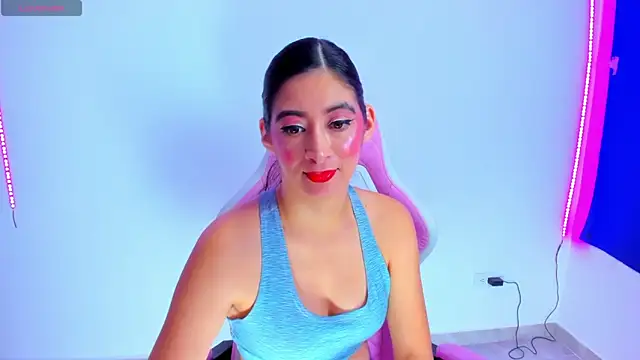 MeganWhite3 online show from 23, 3, 2025