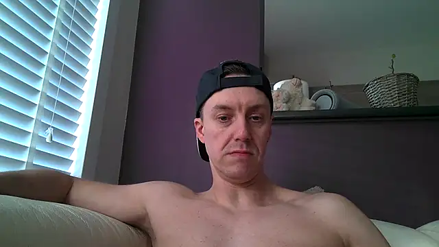 ploki2180 online show from 2, 3, 2025