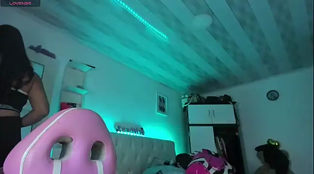 briitany hot online show from 14, 3, 2025