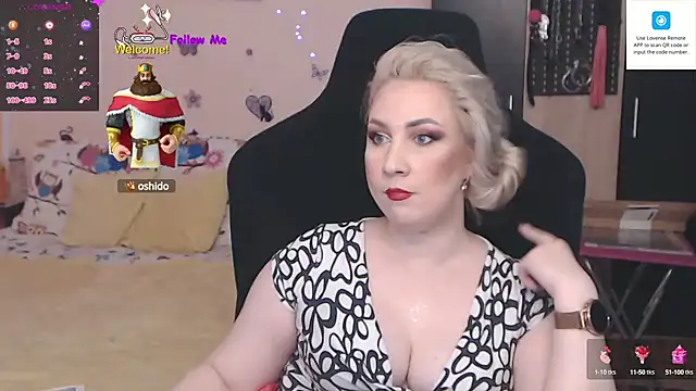 Snapshot of MissLexyGold chatting on 4, 1, 2025 MissLexyGold online show from 4, 1, 2025