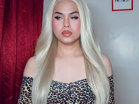 MistressLuna1 online show from 16, 11, 2025