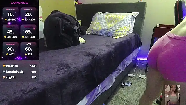 Blondiewithanass online show from 16, 11, 2025