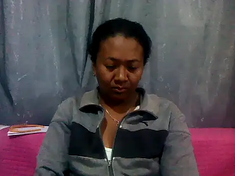 Snapshot of sexyladii chatting on 10, 9, 2025 sexyladii online show from 10, 9, 2025