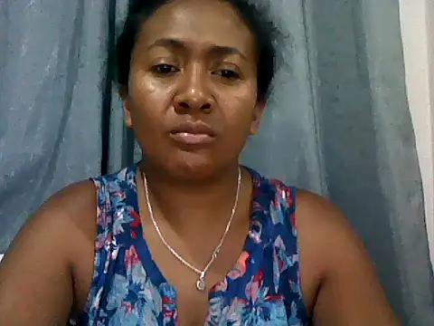 Snapshot of sexyladii chatting on 16, 10, 2025 sexyladii online show from 16, 10, 2025